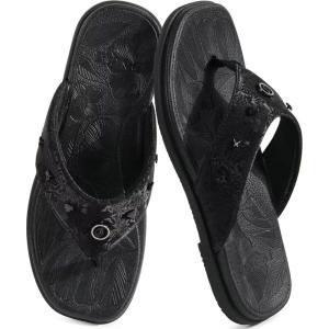 ONCAI Women’s Flat Studded Flip Flops Summer Beach Trendy Dressy Walking Sandals with Outdoor Rubber Sole US Size 6-11(Black)